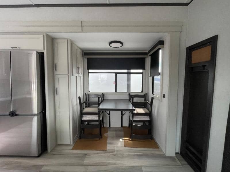 2026 Keystone RV 2026 Keystone RV Alpine Avalanche Edition - thumbnail 11