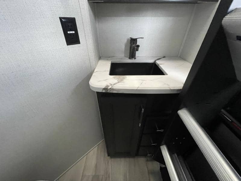 2026 Keystone RV 2026 Keystone RV Alpine Avalanche Edition - thumbnail 20