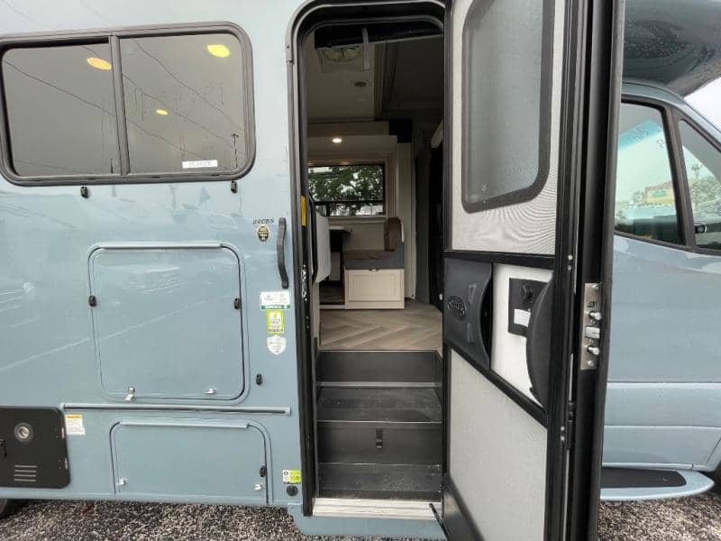 2026 Coachmen 2026 Coachmen Prism - thumbnail 23