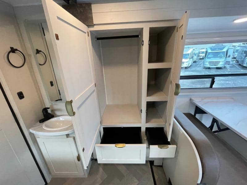 2026 Coachmen 2026 Coachmen Prism - thumbnail 37