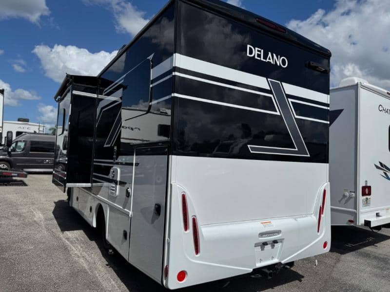 2026 Thor Motor Coach 2026 Thor Motor Coach Delano - thumbnail 4