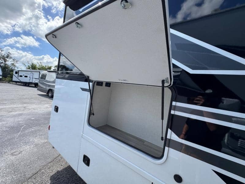 2026 Thor Motor Coach 2026 Thor Motor Coach Delano - thumbnail 7