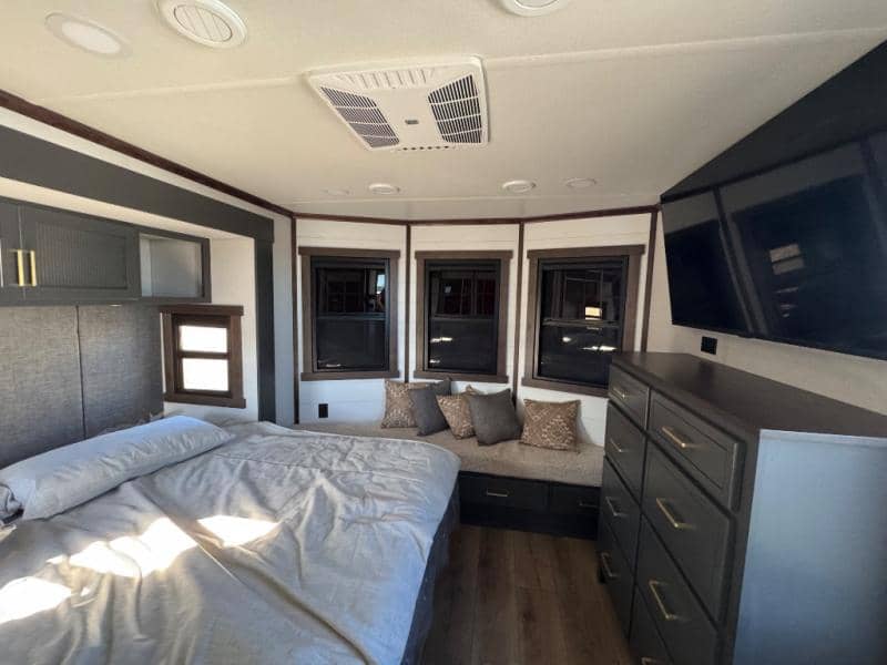 2026 Forest River 2026 Forest River CEDAR CREEK COTTAGE - thumbnail 23