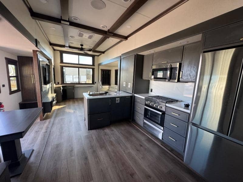 2026 Forest River 2026 Forest River CEDAR CREEK COTTAGE - thumbnail 6