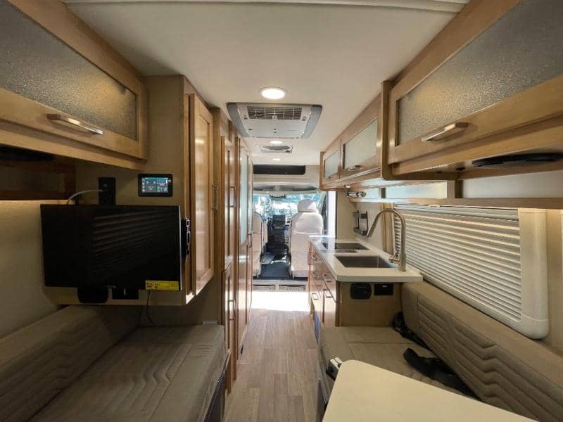 2026 Coachmen 2026 Coachmen Nova - thumbnail 16