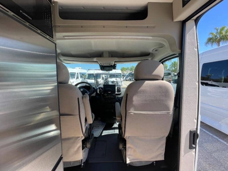 2026 Coachmen 2026 Coachmen Nova - thumbnail 9