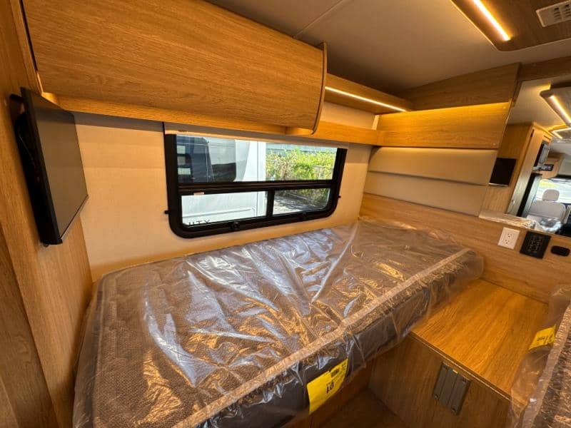 2025 Leisure Travel Vans 2025 Leisure Travel Vans Wonder - thumbnail 19