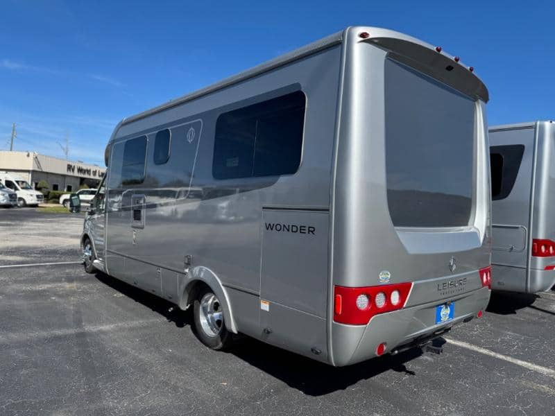 2025 Leisure Travel Vans 2025 Leisure Travel Vans Wonder - thumbnail 4