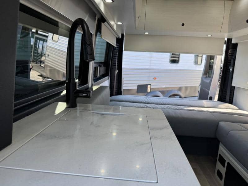 2026 Pleasure-Way 2026 Pleasure-Way Lexor - thumbnail 17