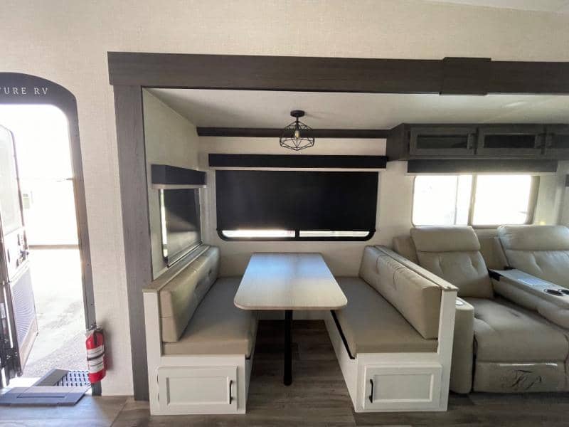 2026 Venture RV 2026 Venture RV SportTrek - thumbnail 12