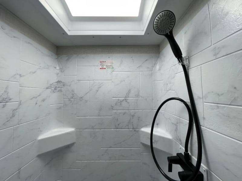 2026 Venture RV 2026 Venture RV SportTrek - thumbnail 21