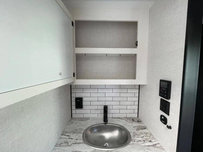 2026 Venture RV 2026 Venture RV SportTrek - thumbnail 23