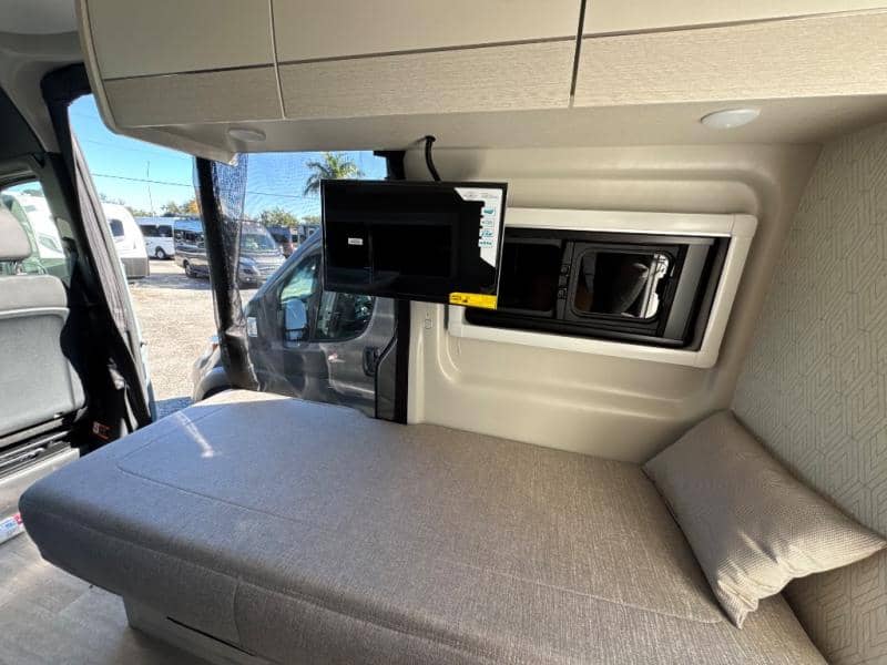 2026 Thor Motor Coach 2026 Thor Motor Coach Sanctuary - thumbnail 11