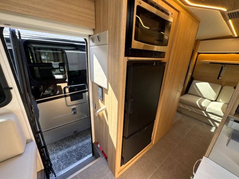 2025 Leisure Travel Vans 2025 Leisure Travel Vans Wonder - thumbnail 22