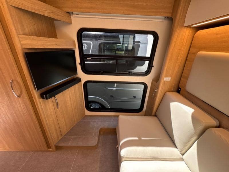 2025 Leisure Travel Vans 2025 Leisure Travel Vans Wonder - thumbnail 10