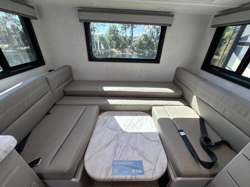 2026 Thor Motor Coach 2026 Thor Motor Coach Chateau - thumbnail 11