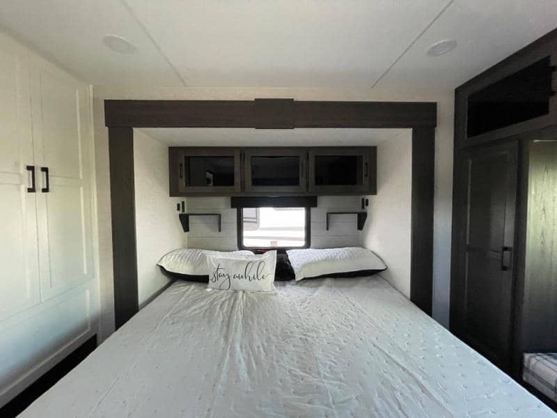 2026 Venture RV 2026 Venture RV SportTrek 5 Touring Edition - thumbnail 16