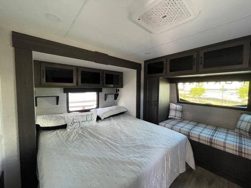 2026 Venture RV 2026 Venture RV SportTrek 5 Touring Edition - thumbnail 19