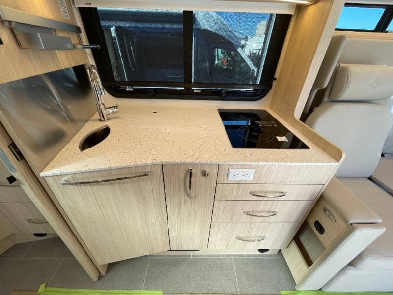 2026 Leisure Travel Vans 2026 Leisure Travel Vans Unity - thumbnail 15