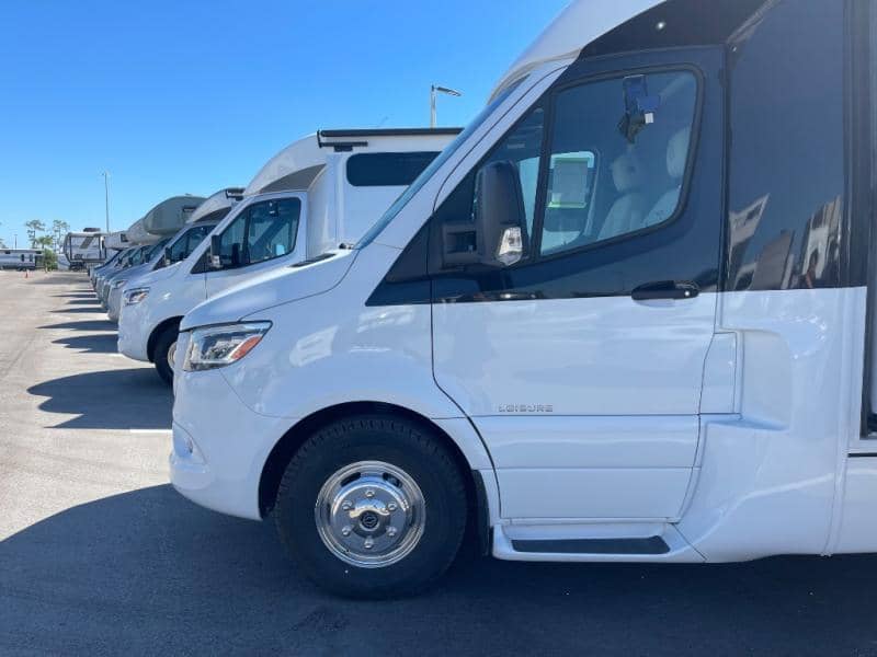 2026 Leisure Travel Vans 2026 Leisure Travel Vans Unity - thumbnail 5