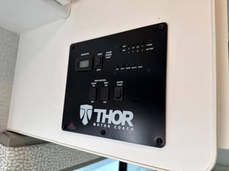 2026 Thor Motor Coach 2026 Thor Motor Coach Chateau - thumbnail 22