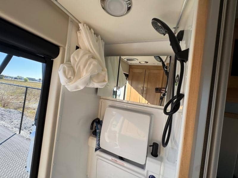 2026 Coachmen 2026 Coachmen Nova - thumbnail 19