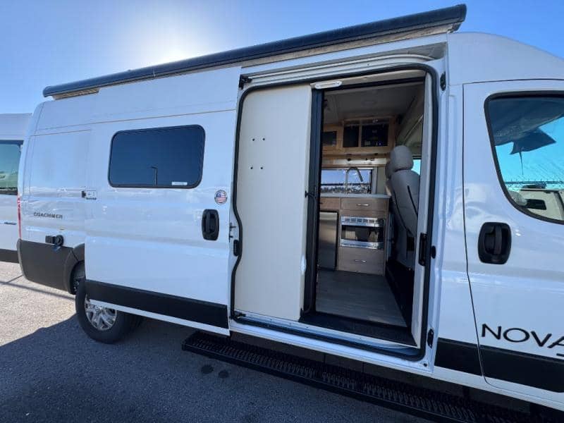 2026 Coachmen 2026 Coachmen Nova - thumbnail 7