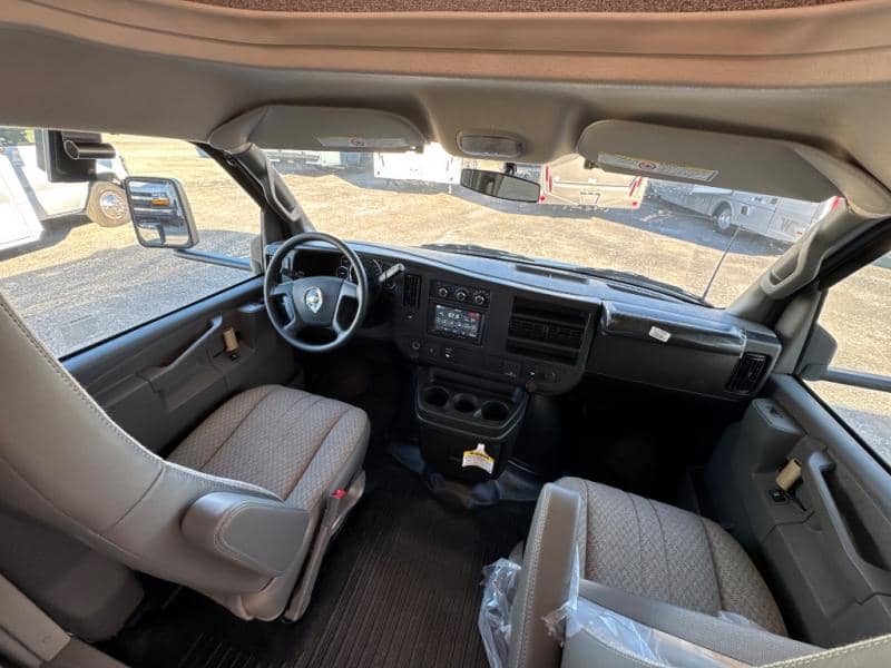 2026 Thor Motor Coach 2026 Thor Motor Coach Chateau - thumbnail 18