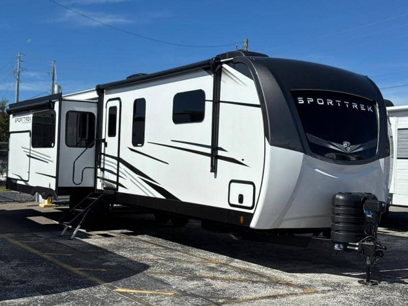 2026 Venture RV 2026 Venture RV SportTrek Touring Edition - thumbnail 1