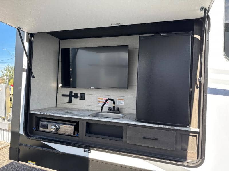 2026 Venture RV 2026 Venture RV SportTrek Touring Edition - thumbnail 6