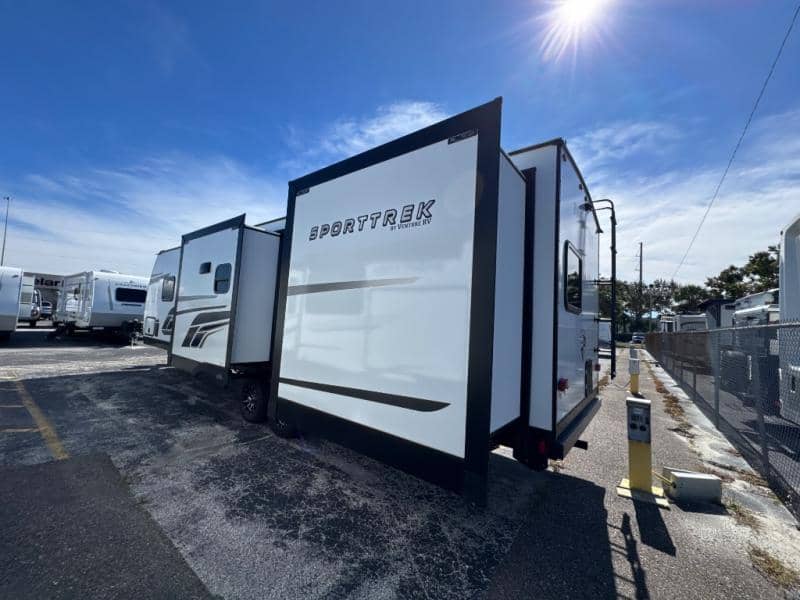 2026 Venture RV 2026 Venture RV SportTrek - thumbnail 4