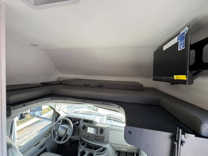 2026 Forest River 2026 Forest River Sunseeker - thumbnail 11