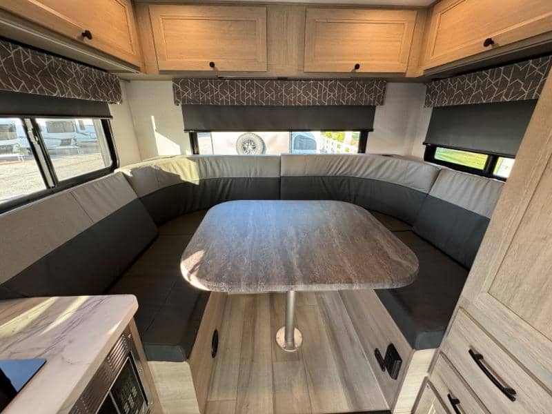 2026 Forest River 2026 Forest River Sunseeker - thumbnail 17