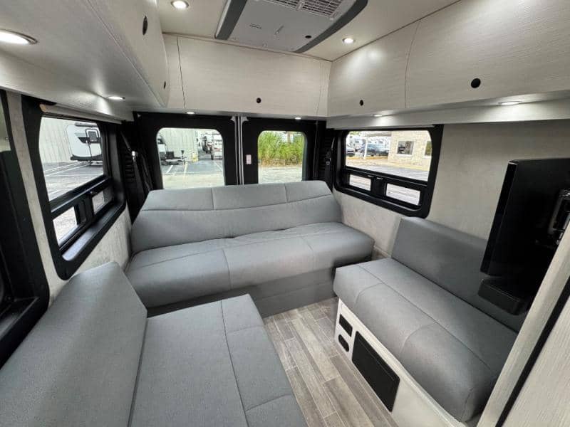 2026 Pleasure-Way 2026 Pleasure-Way Lexor - thumbnail 9