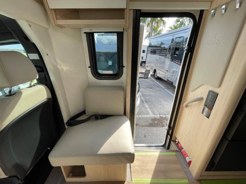 2026 Leisure Travel Vans 2026 Leisure Travel Vans Unity - thumbnail 12