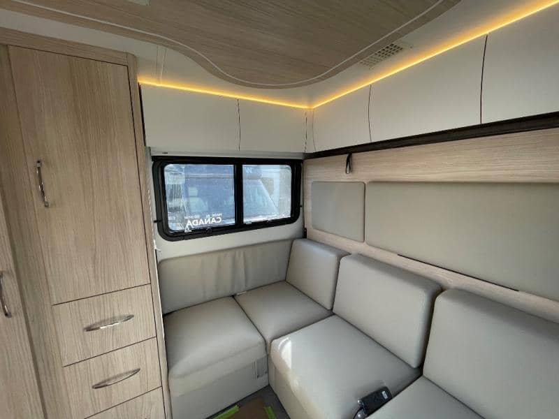 2026 Leisure Travel Vans 2026 Leisure Travel Vans Unity - thumbnail 15