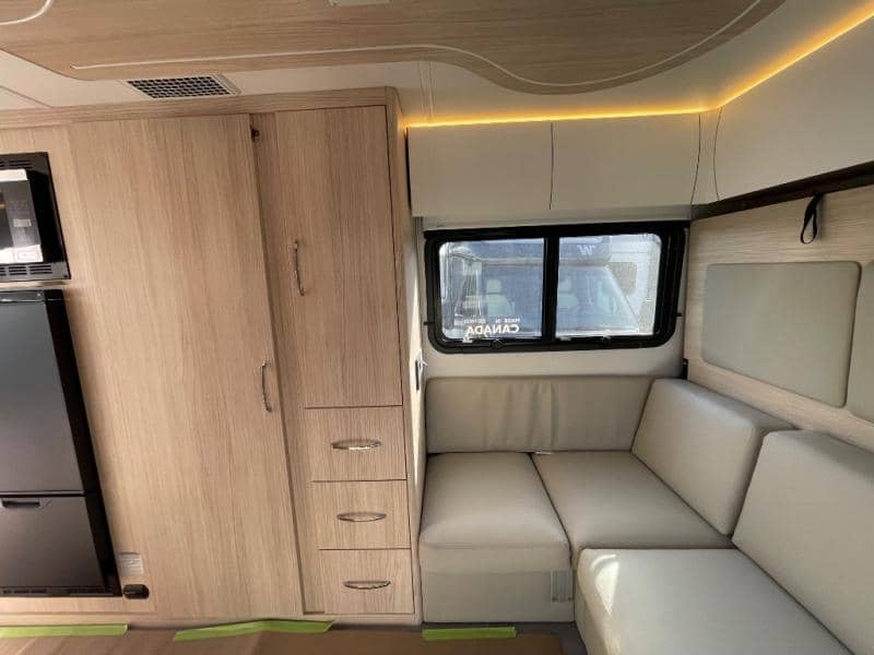 2026 Leisure Travel Vans 2026 Leisure Travel Vans Unity - thumbnail 16