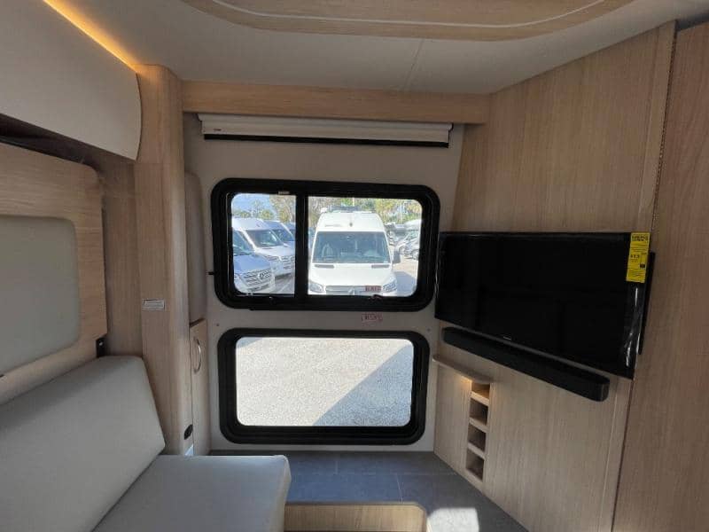 2026 Leisure Travel Vans 2026 Leisure Travel Vans Unity - thumbnail 18