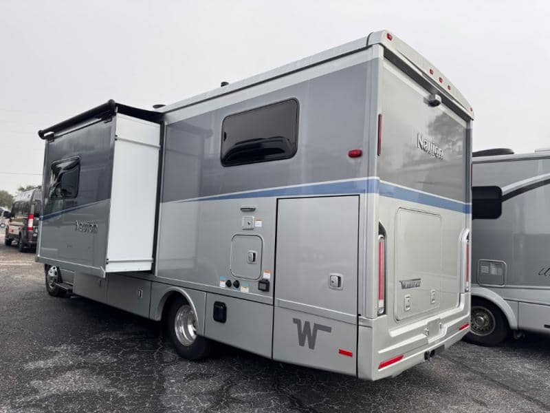 2026 Winnebago 2026 Winnebago Navion - thumbnail 4