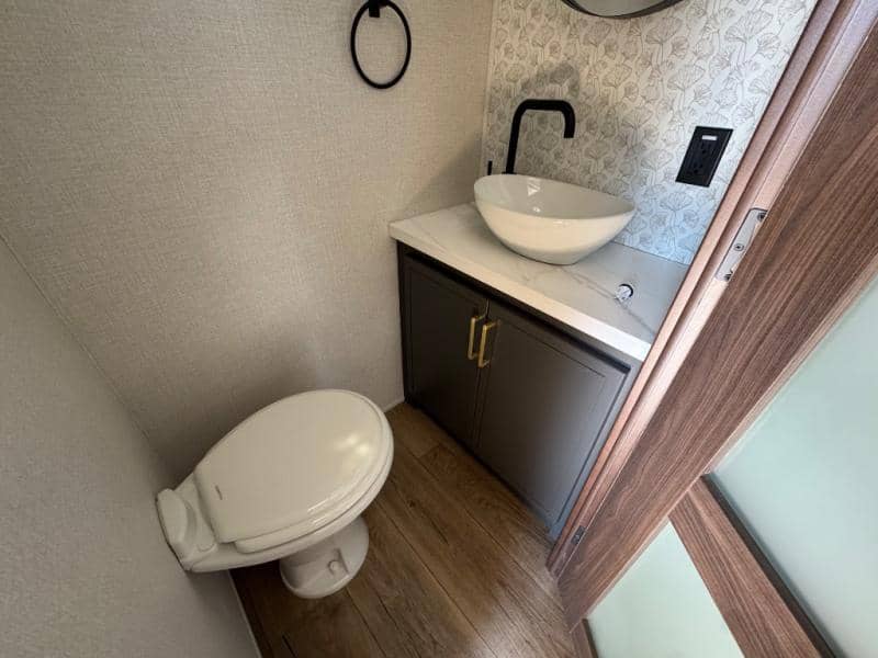 2026 Forest River 2026 Forest River CEDAR CREEK COTTAGE - thumbnail 34