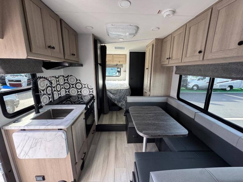 2026 Forest River 2026 Forest River Forester - thumbnail 8