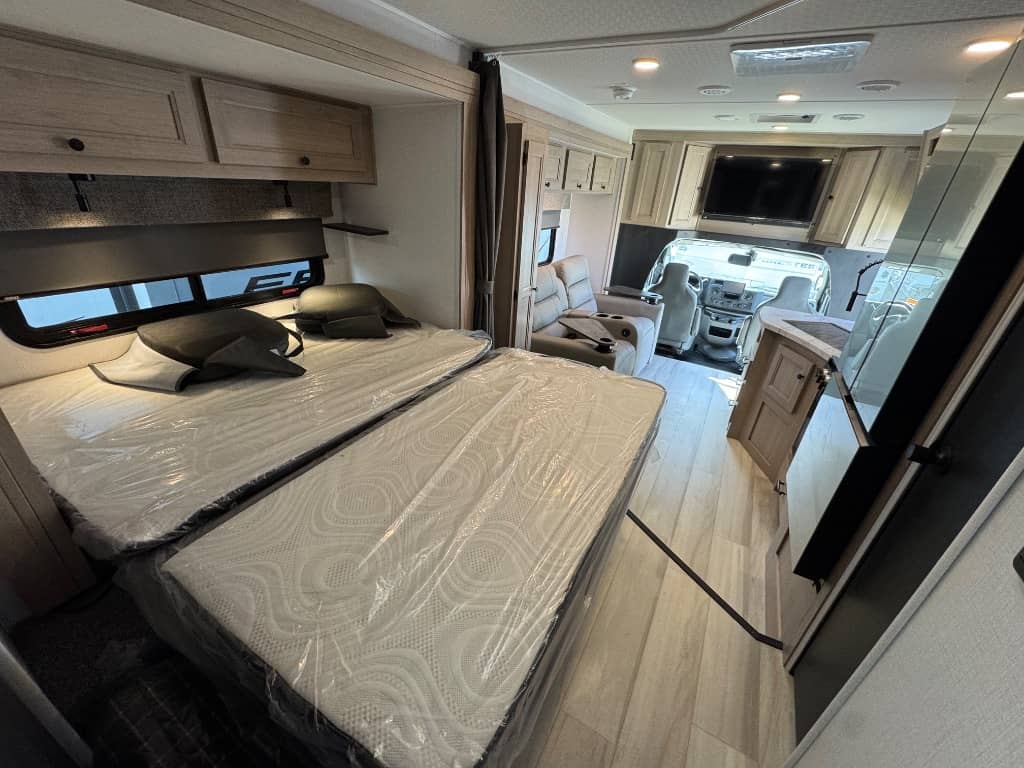 2026 Forest River 2026 Forest River Forester Classic - thumbnail 13