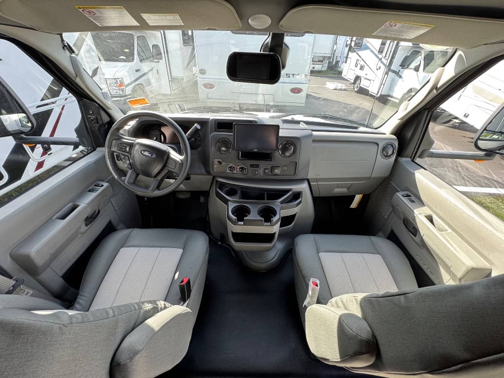 2026 Forest River 2026 Forest River Forester Classic - thumbnail 17