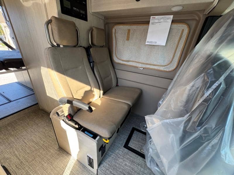 2026 Winnebago 2026 Winnebago Solis - thumbnail 18