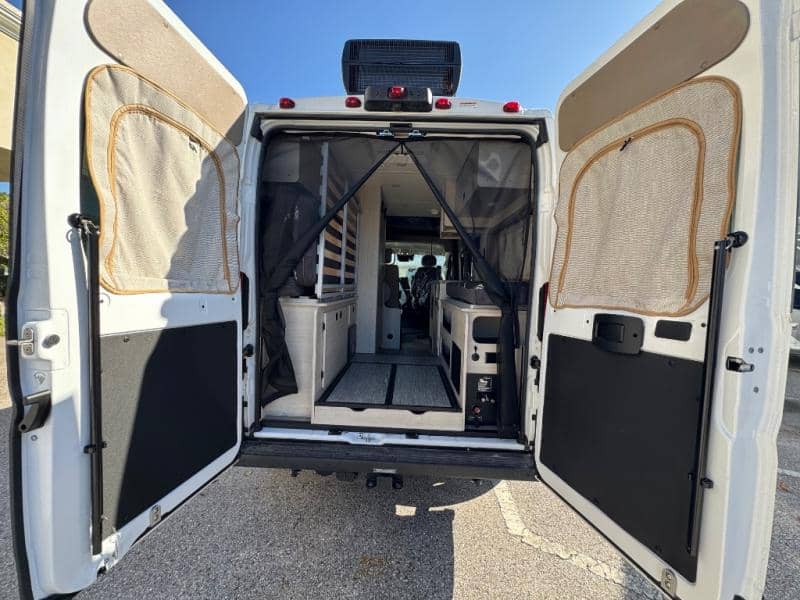 2026 Winnebago 2026 Winnebago Solis - thumbnail 26