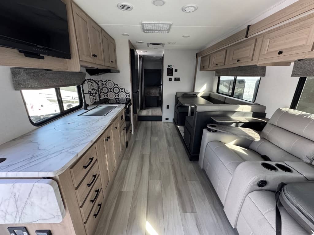 2026 Forest River 2026 Forest River Forester Classic - thumbnail 8