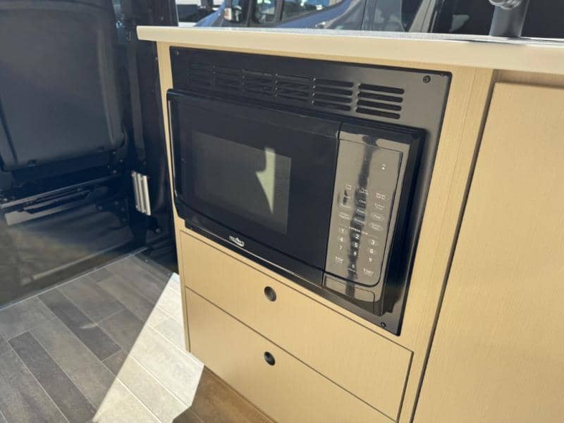 2026 Pleasure-Way 2026 Pleasure-Way Plateau - thumbnail 11