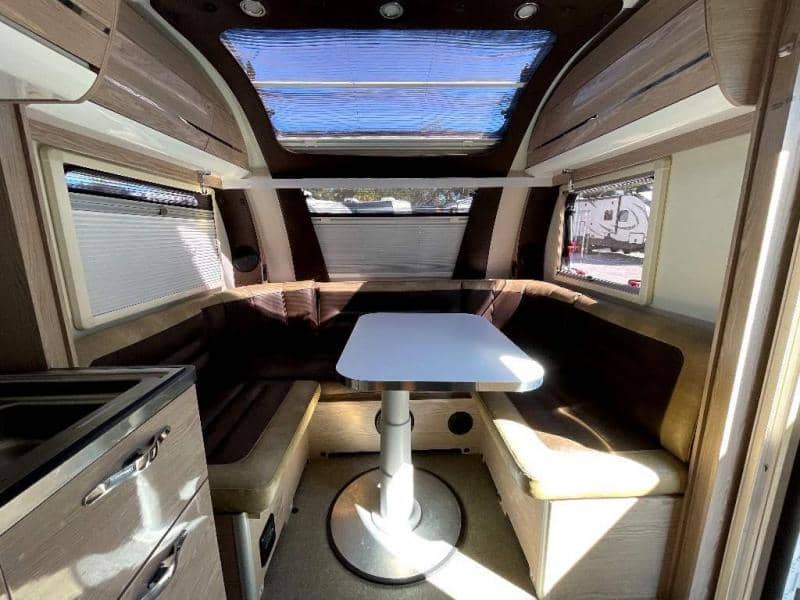 2020 nuCamp 2020 nuCamp AVIA - thumbnail 11