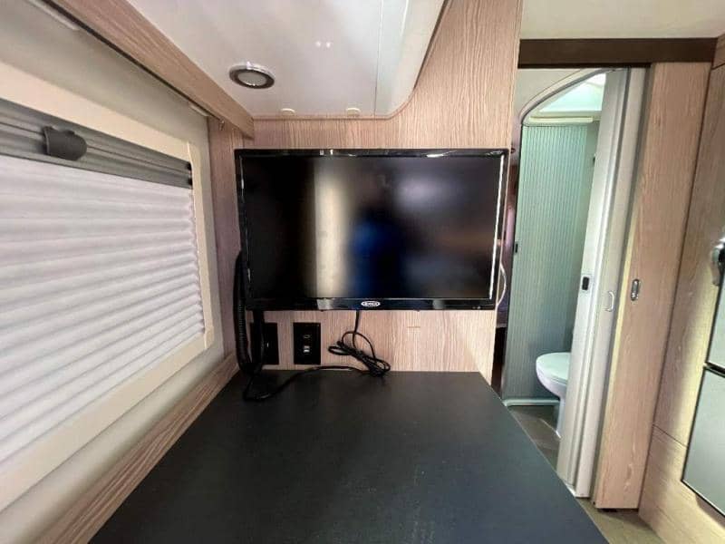 2020 nuCamp 2020 nuCamp AVIA - thumbnail 14