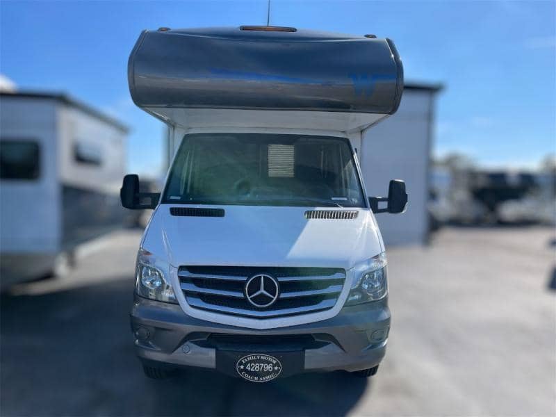 2020 Winnebago 2020 Winnebago Vita - thumbnail 3